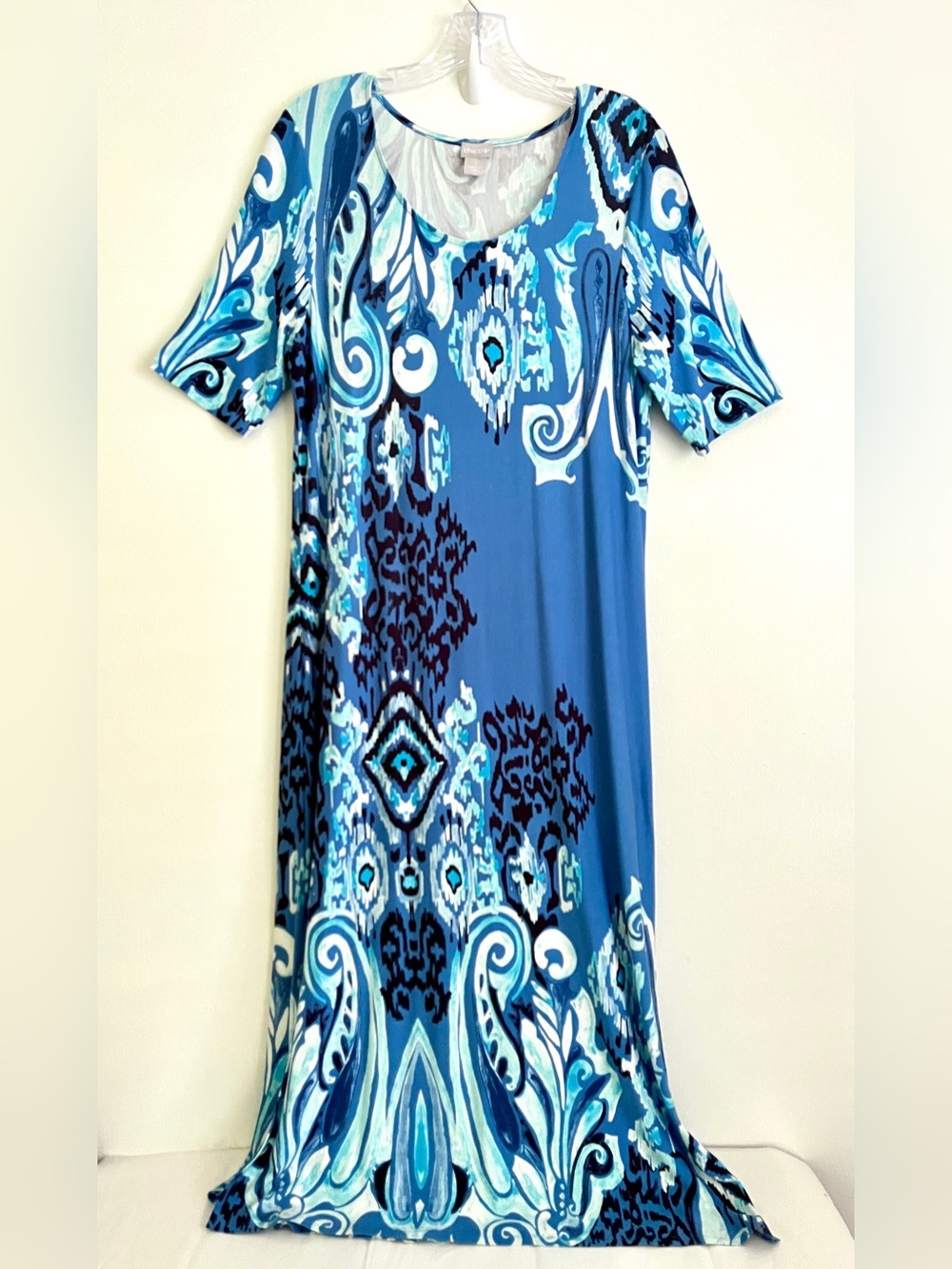 Chico's Blue Ikat Pattern Maxi Dress 8-10 Short Sleeve Side Slits
Boho Resort
